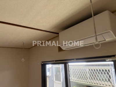 【設備】 | ハイツヨネカワ | 物干竿かけ