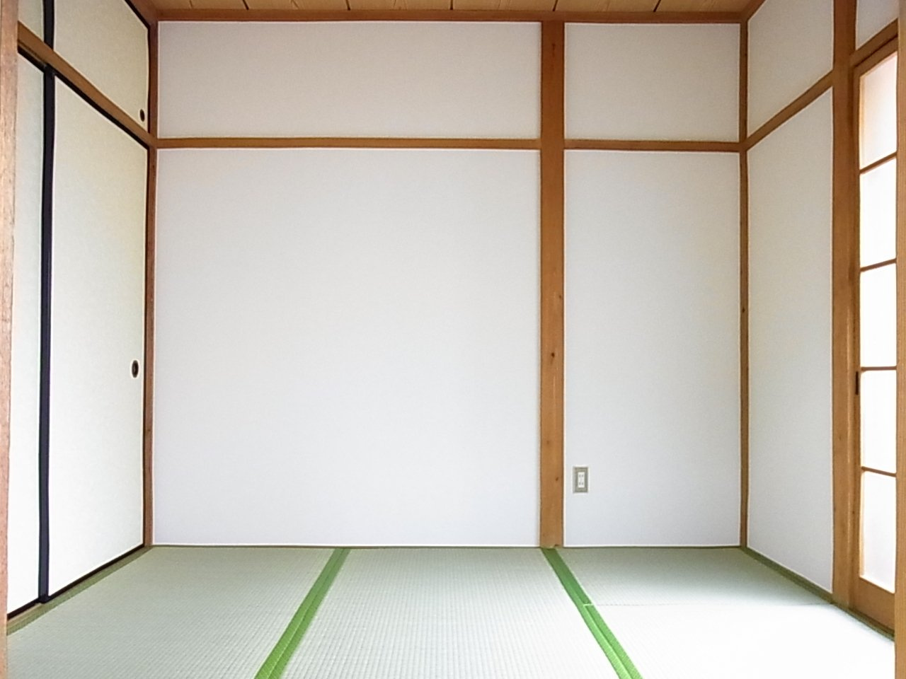 善行コーポレイの和室|※別部屋（201号室）参考画像