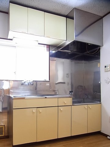 善行コーポレイのキッチン|※別部屋（201号室）参考画像