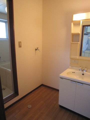 善行コーポレイの洗面所|※別部屋（201号室）参考画像