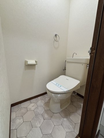 善行コーポレイのトイレ