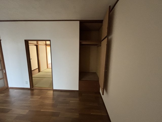 善行コーポレイの収納