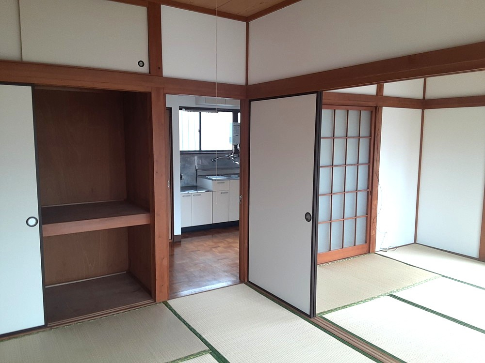 丸晃コーポAの和室