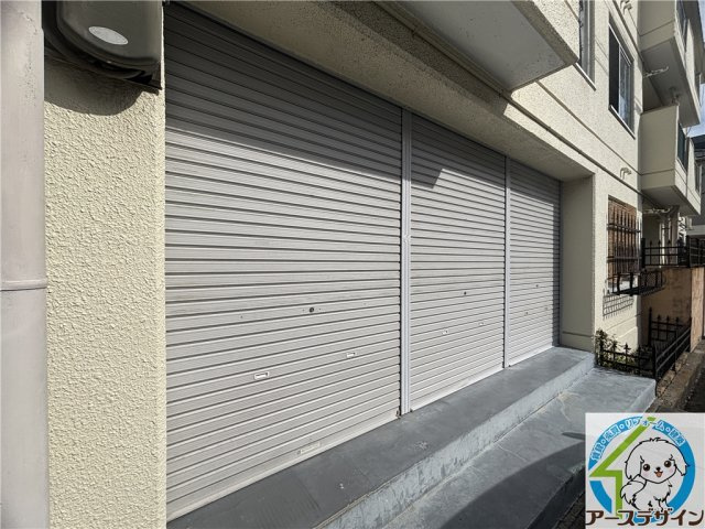 西明石ハイツのエントランス