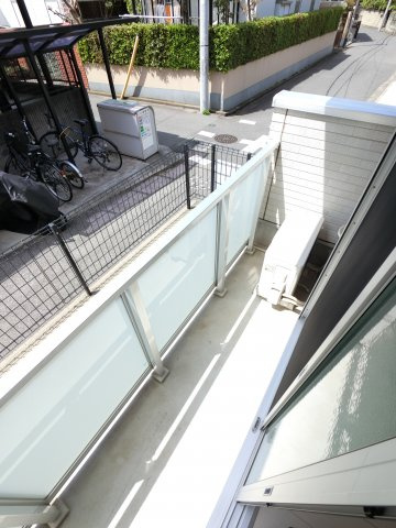 リブリ・ブリッジ 津田沼のバルコニー