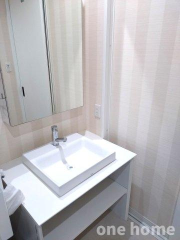 堺市中区辻之 中古戸建の独立洗面台|◆ホテルのようなシンプルで清潔感のある洗面台です！
◆【onehome販売窓口】売主様→当社→お客様の関係でご内覧～商談までスムーズです!!
