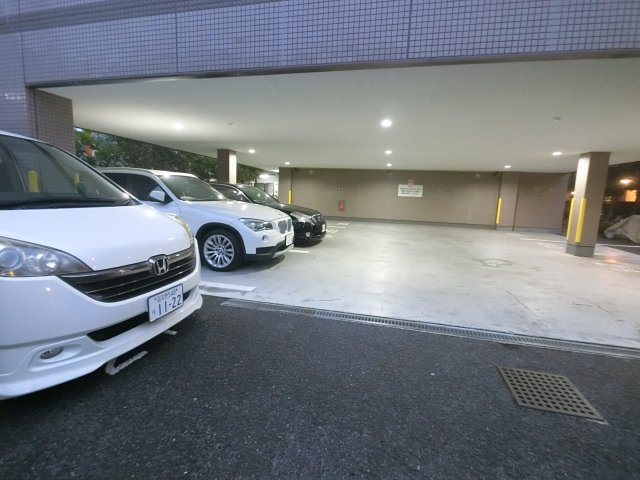 エムズフラットの駐車場