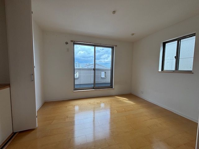 須磨区須磨浦通６丁目戸建の洋室