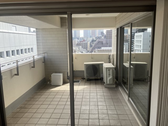 サニーポート芝　1002のロビー