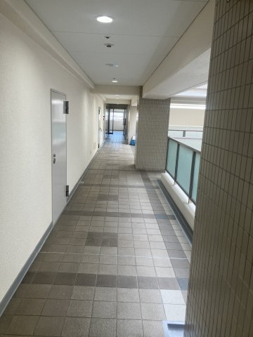 サニーポート芝　1002のロビー