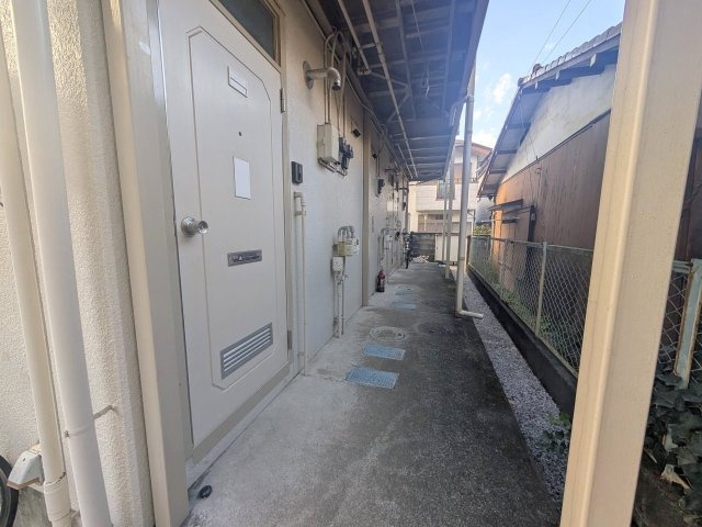 パティオ南平のエントランス