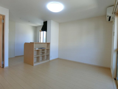 【居間・リビング】 | クレストコートＣ棟