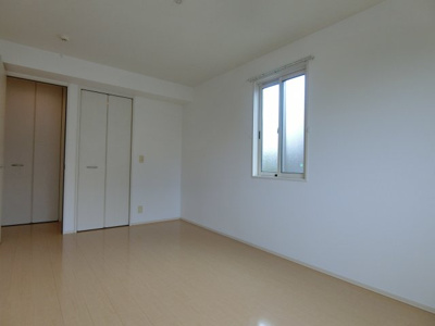 【洋室】 | ジュエル・サファイア