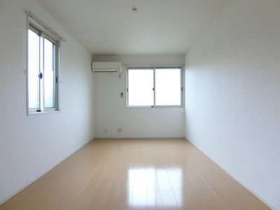 【洋室】 | ジュエル・サファイア