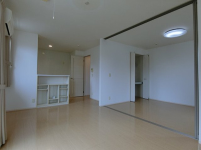 【居間・リビング】 | ジュエル・サファイア