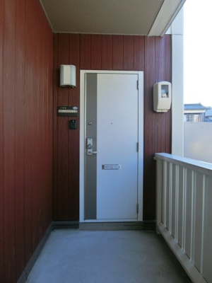 【玄関】 | ミーニャ・カステーロ