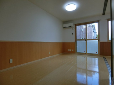 【居間・リビング】 | ミーニャ・カステーロ