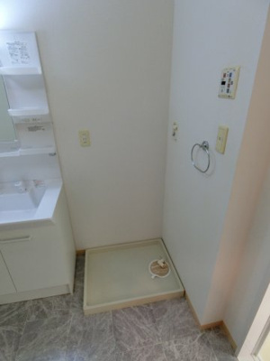 【洗面所】 | ミーニャ・カステーロ