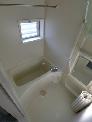 【浴室】 | ミーニャ・カステーロ