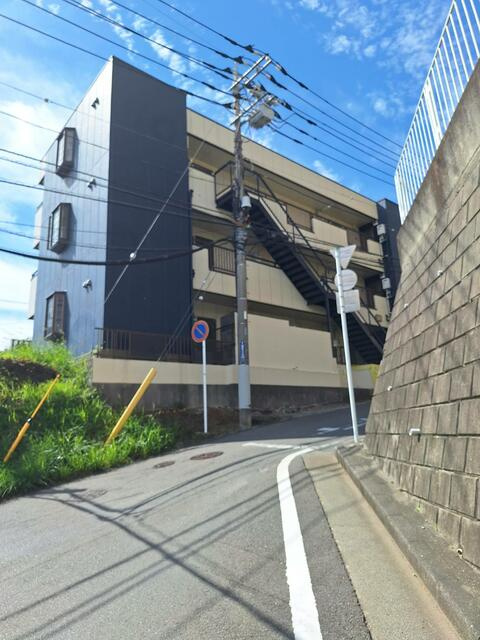 座間市相武台2丁目のマンションの画像