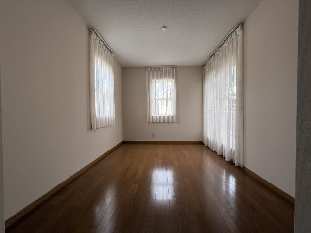 船場西貸家の洋室