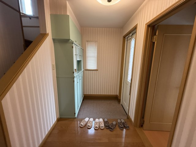 船場西貸家の玄関