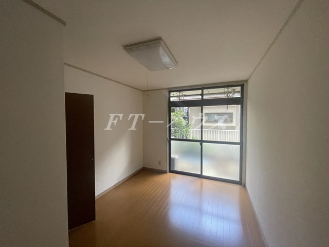 マンションカオルの居間・リビング