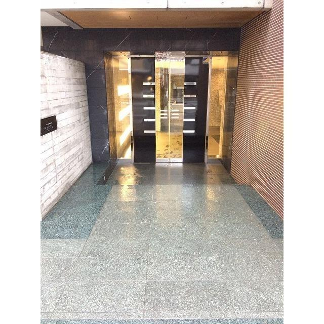 フュージョナル本所アーリアのエントランス