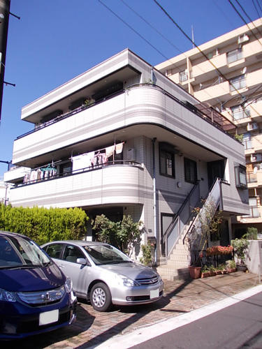世田谷区世田谷1丁目のマンションの画像