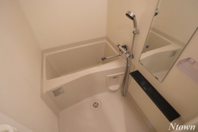 【浴室】 | プレサンスTHE久屋大通レジェンド | 落ち着いた空間のお風呂です