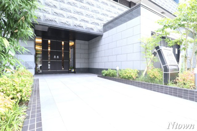 【エントランス】 | プレサンスTHE久屋大通レジェンド | ゆとりのあるエントランスです