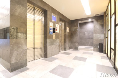 【ロビー】 | プレサンスTHE久屋大通レジェンド | ゆとりのあるロビーです