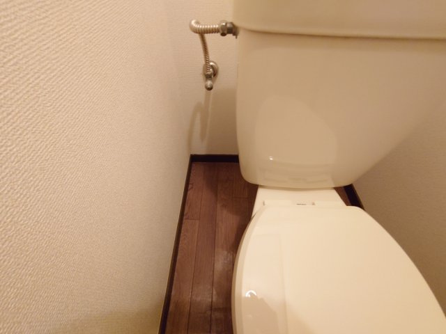 【トイレ】 | メゾンスガ | トイレ内にコンセントはありません