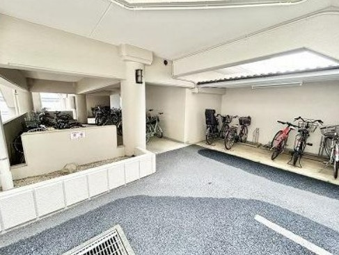 【中古マンション】サンマンションアトレ川越の駐車場