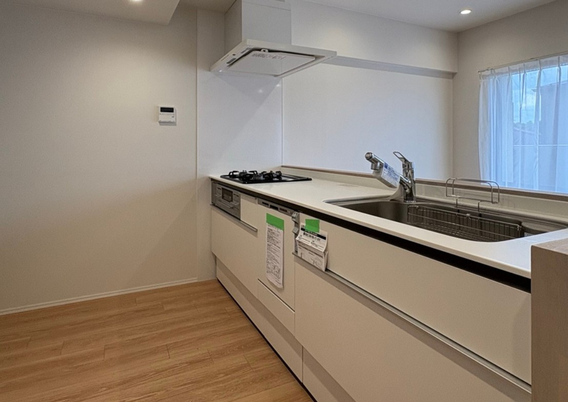 【中古マンション】サンマンションアトレ川越のキッチン|新品の使い勝手良いシステムキッチンです！