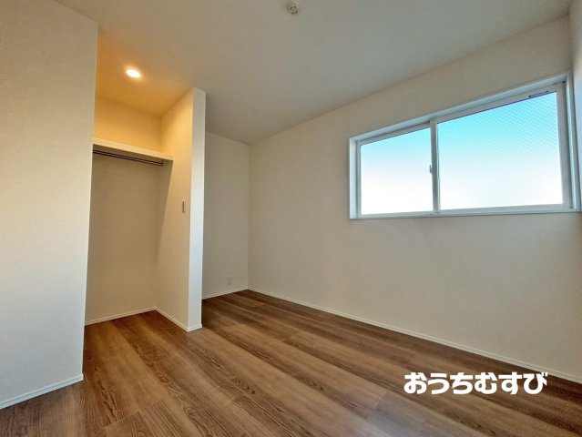 守山区笹ヶ根3丁目 (全3棟)の洋室