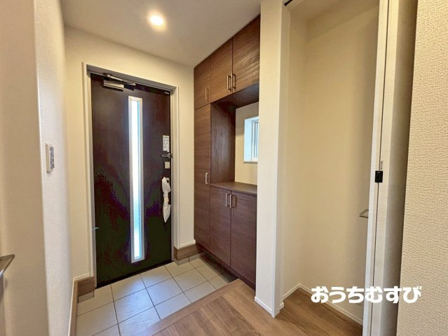 守山区笹ヶ根3丁目 (全3棟)の玄関