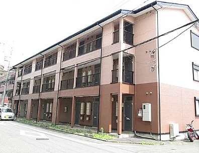 伊勢原市東成瀬のアパートの画像