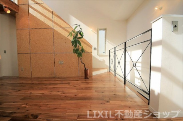 アウトドア×お家の居間・リビング|こちらの居間で趣味の時間をお楽しみください