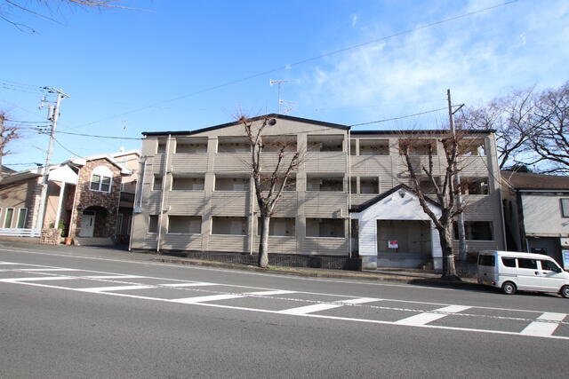 座間市入谷西3丁目のアパートの画像
