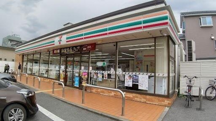 セブン－イレブン行…まで550m