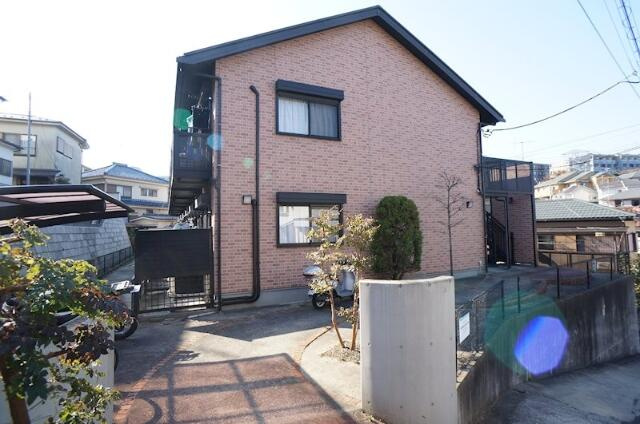 横浜市神奈川区斎藤分町のアパートの画像