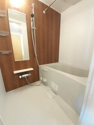 【浴室】 | ミニオン　パーク　リア | お風呂で日々の疲れを落としましょう