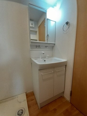 【独立洗面台】 | ミニオン　パーク　リア | 独立洗面台です