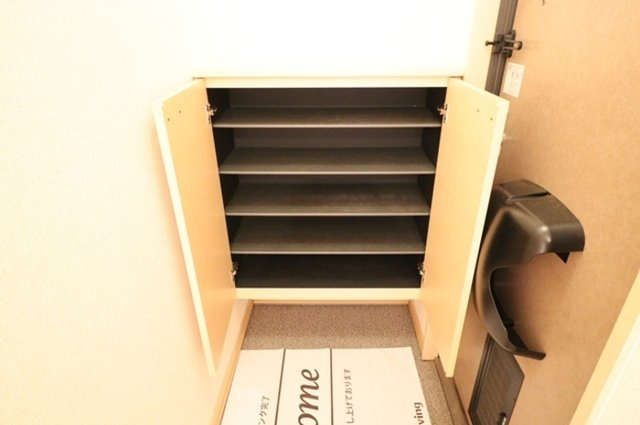 ベルサード　Ａの設備|お風呂は追い焚き機能付きリモコン