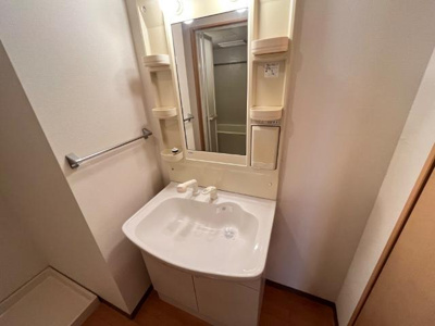 【洗面所】 | ロイヤルガーデン | 洗髪洗面化粧台