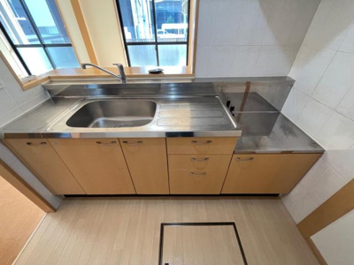 【キッチン】 | ロイヤルガーデン | キッチン