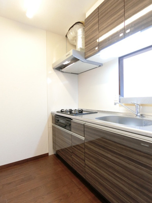 システムキッチン3口ガスコンログリル付