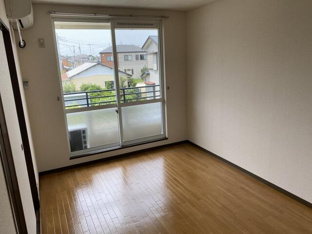 明るい雰囲気のお部屋です♪