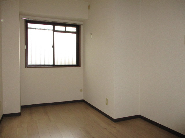 チサンマンション斑鳩1番館の子供部屋